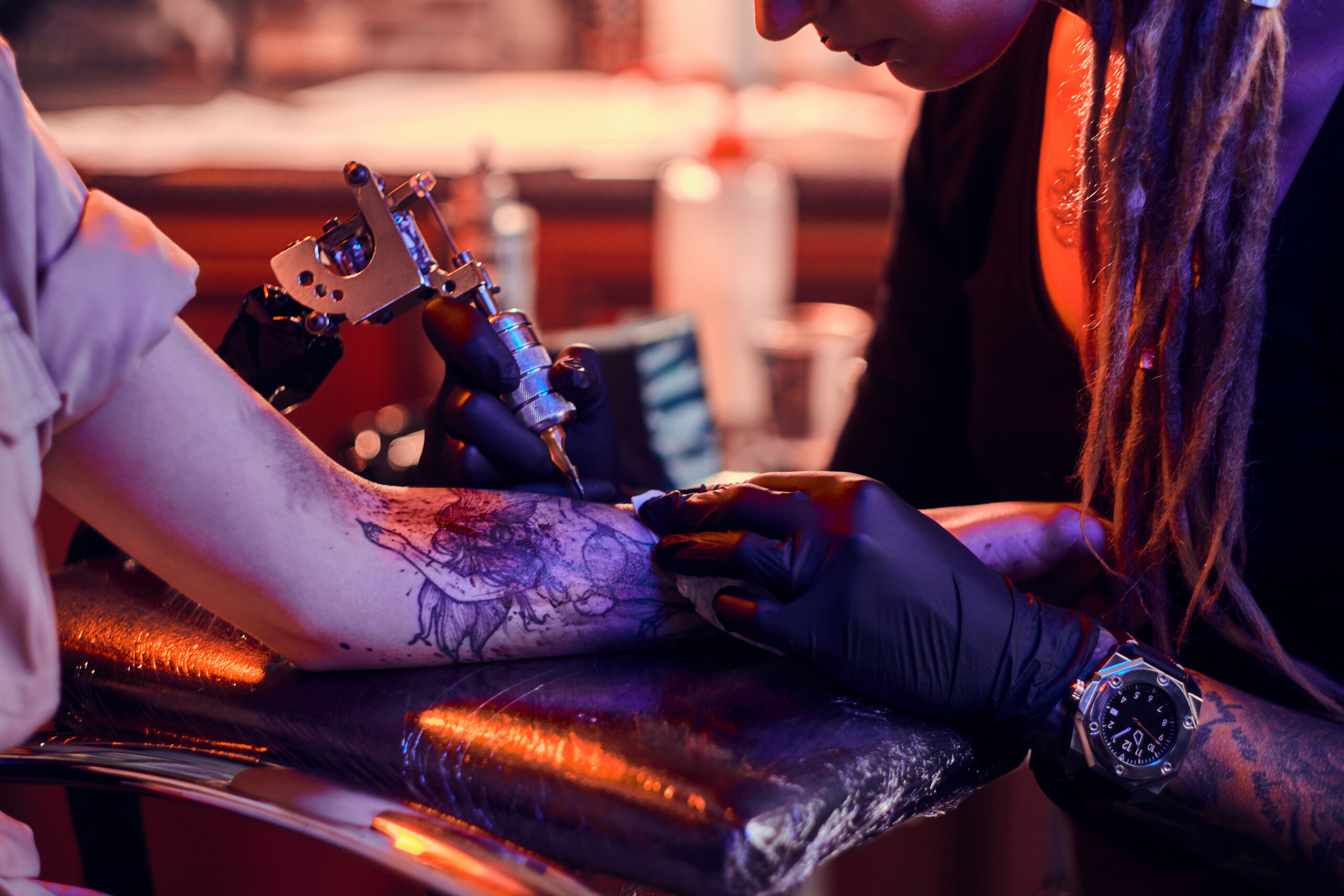 Conoce a tatuadores internacionales y los secretos del arte sobre la piel en Millpa Altattoo